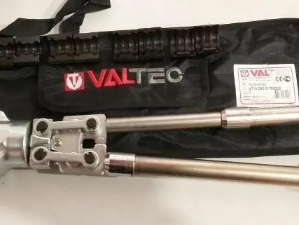 Фото №0 Пресс-клещи для опрессовки металлопластиковых труб VALTEC