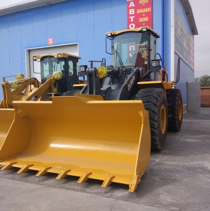 Фото №2 фронтальный погрузчик XCMG ZL50FV