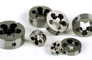 фото Плашка круглая М18х1.5 мм