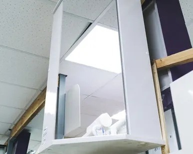 фото Шкаф навесной угловой с зеркалом #4472