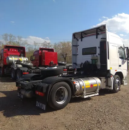 Фото №2 Газовый тягач DAYUN CGC4180, LNG, 4х2, 430 л.с., МКПП с ретардером, Euro V, пневмо
