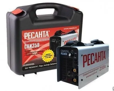 фото Сварочный инвертор Ресанта САИ-250 в кейсе