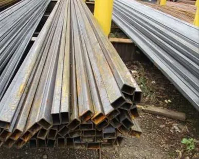 фото Продаем трубу профильную 40х20х2