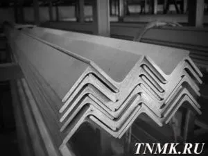 фото Уголок стальной равнополочный 80х80х8 мм С345 ГОСТ 8509-93