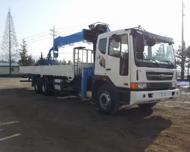 фото Аренда бортового грузовика 15 тонн с краном