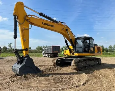 фото Аренда гусеничного экскаватора LiuGong CLG 933E
