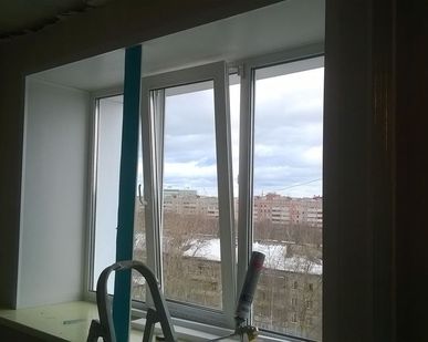 фото Трехстворчатое окно с установкой под ключ