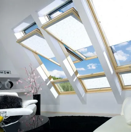 Фото №1 Мансардное окно Fakro FTP-V U3  Z-Wave