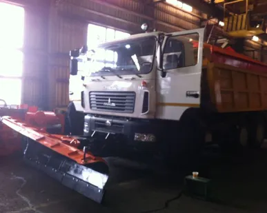 фото Снегоотвал КДМ