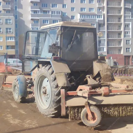 Фото №0 Аренда подметально-уборочной машины МТЗ 82МК, Москва