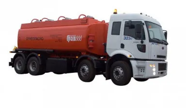 фото Перевозка ГСМ бензовозом Trucks Ford Cargo