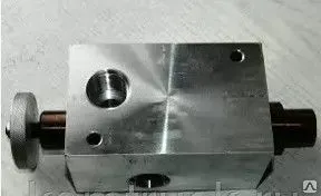 Фото №0 Регулятор расхода гидросистемы для ком мунальных машин ГАЗ, ЗИЛ, КАМ АЗ