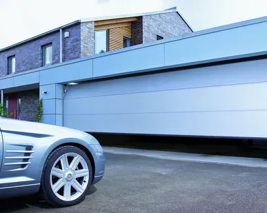 фото Гаражные ворота Hormann (Германия). Размер 4000*2500