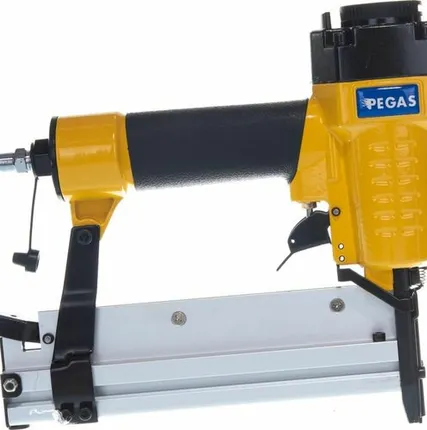 Фото №0 Скобозабивной пневмопистолет Pegas pneumatic FS8016-A