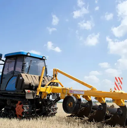 Фото №4 Трактор гусеничный ВТГ-100 нового образца