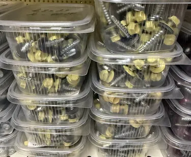 фото Крепеж