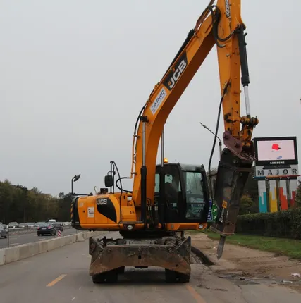 Фото №0 Аренда колесного экскаватора JCB JS 160W (гидромолот) Услуги колесного экскаватора JCB JS 160W