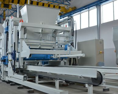 фото Стационарный вибропресс SUMAB R-1000