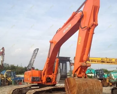 фото Аренда гусеничного экскаватора Hitachi ZAXIS 180LCN, Москва