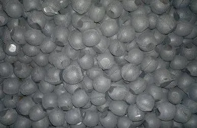 фото Ядра чугунные