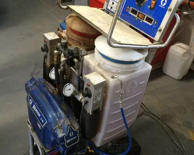 фото Оборудование для утепления Graco reactor e-10