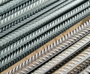 фото Арматура металлическая диаметр 14мм