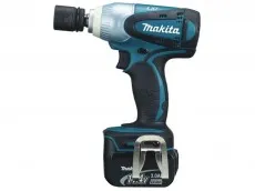 фото Аккумуляторный гайковерт Makita DTW250RFE