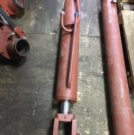 Фото №0 Гидроцилиндр стрелы ЦГ-125.60х710.18