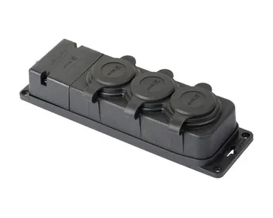 фото Розетка 3-м 16А IP44 2P+PE 230В с защ. крышками каучук PROxima EKF RPS-015-16-230-44-r
