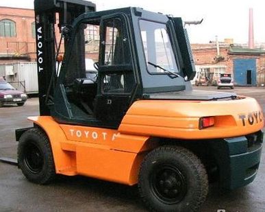 фото Вилочные погрузчики Toyota и Toyota BT