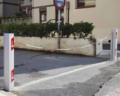 фото Цепной шлагбаум барьер Doorhan Chain-barrier7-base