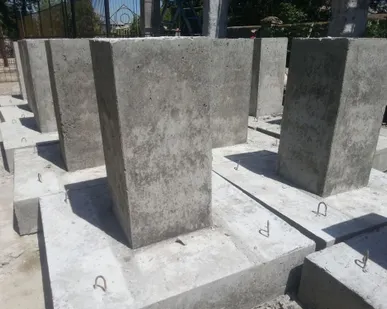 фото Опора под дорожный знак Ф-3