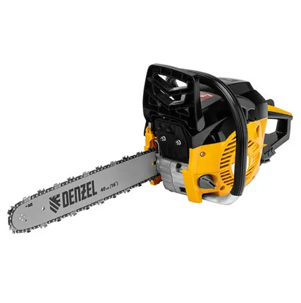 Фото №0 Пила цепная бензиновая DGS-4516, шина 40 см, 45 см3, 3 л.с, шаг 3/8, паз 1.3 мм, 57 звеньев Denzel