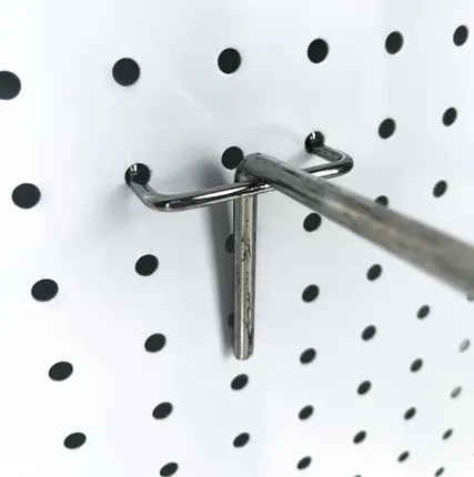 Фото №0 Крючок на перфорацию L=150мм d=6мм, окрашенный