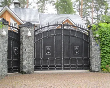 фото Эксклюзивные кованые ворота "Усадьба", арт. К.В.13