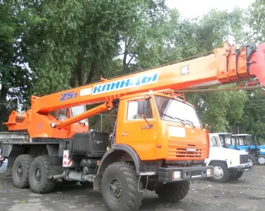 фото Автокран 25 т 28 м стрела