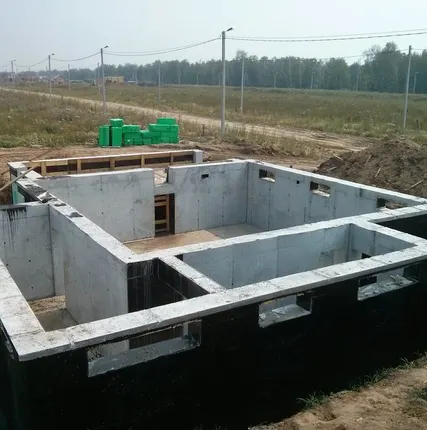 Фото №0 Строительство фундаментов