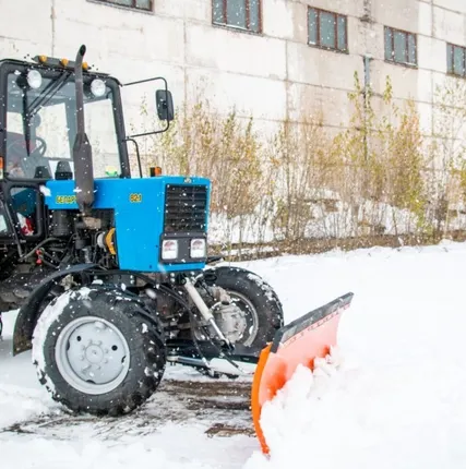 Фото №1 Отвал коммунальный двухсторонний для МТЗ  80, 82.1, 82.1-23/12, 82.3, 826, 892, 92П, 920, 952.3, 1025.3