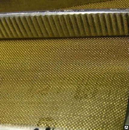 Фото №0 Сетка латунная ГОСТ 6613-86 полутомпаковая ячейка 0,5мм d=0,25мм