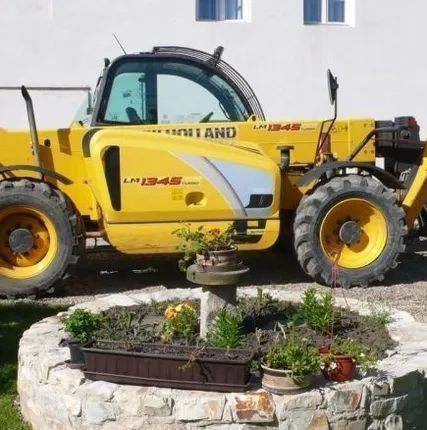 Фото №0 Телескопический погрузчик NEW Holland LM 1345