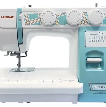 Фото №0 Швейная машина Janome SE 7519, белый/голубой