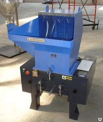 Фото №0 Дробилка универсальная FS 240