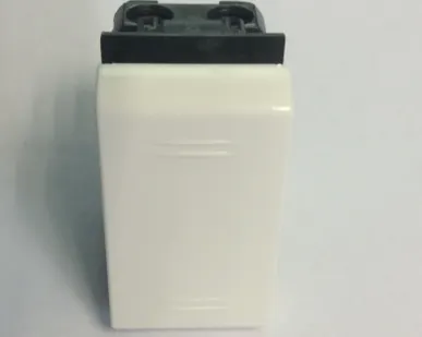 фото Выключатель 1-кл. 1п 1мод. Viva 16А IP20 бел. DKC 45011