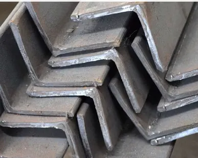 фото Уголок стальной 100х100х10 мм 09Г2С-12