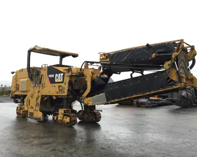 фото Аренда фрезы Caterpillar PM-102