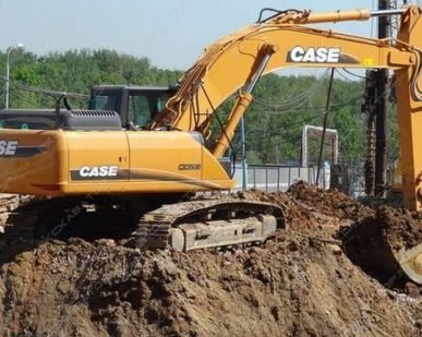 фото Аренда гусеничного экскаватора Case CX210B, Великие Луки
