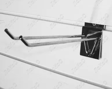 фото Крючок двойной на экономпанель 100мм, хром