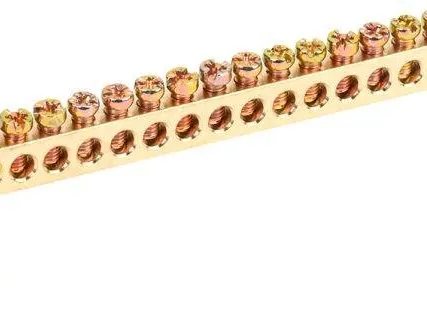 Фото №0 Шина PE "земля" ШНИ-6х9-16-У2-Ж на двух угловых изоляторах ИЭК YNN10-69-16C2-K05