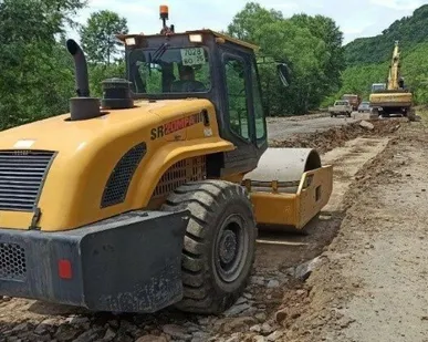 фото Каток дорожный SHANTUI SR20MPA