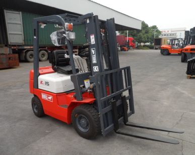 фото Вилочный погрузчик BULL FD15JE М300